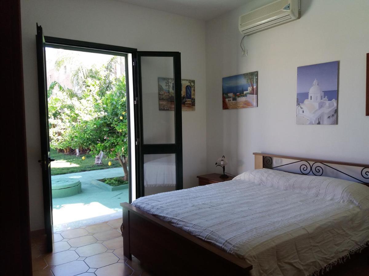 מרינלה דו סלינונטה Villa Angela מראה חיצוני תמונה